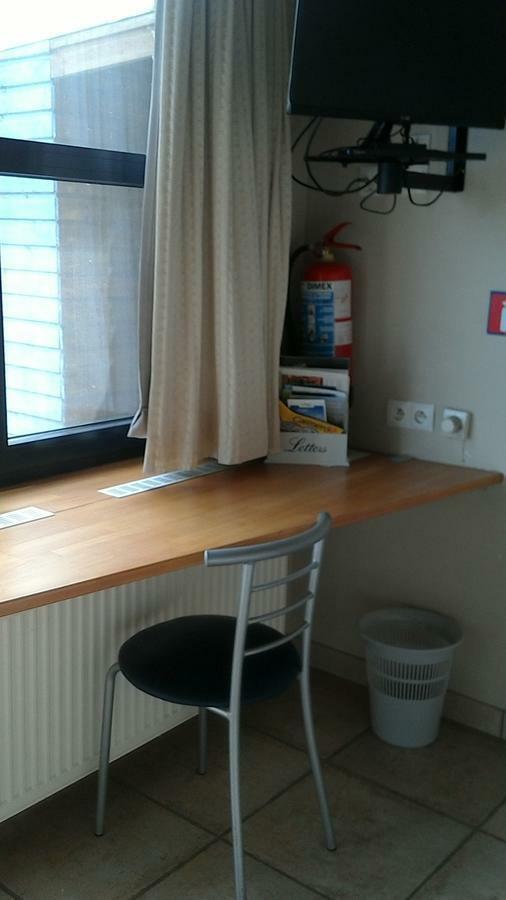 Bed and Breakfast Ateljee Devlaux Veurne Exterior foto